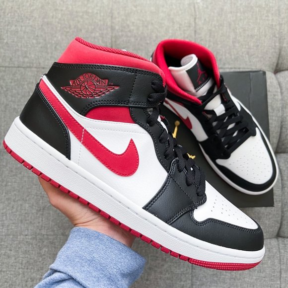 ❤️🖤🤍 Air Jordan 1 retro Mid red white black - Picture 3 of 4
